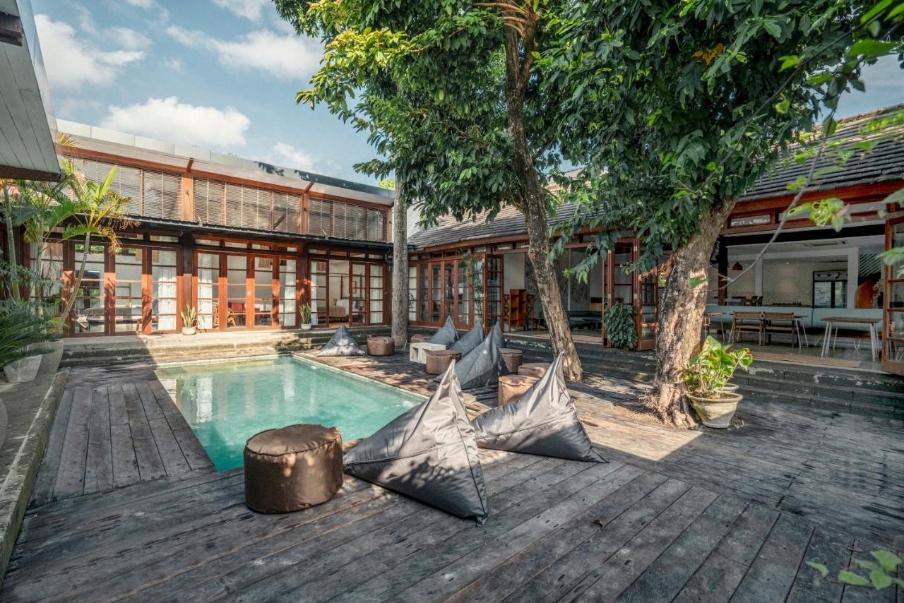 Batu Belig Living Managed By Cpm Bali Seminyak Exterior foto